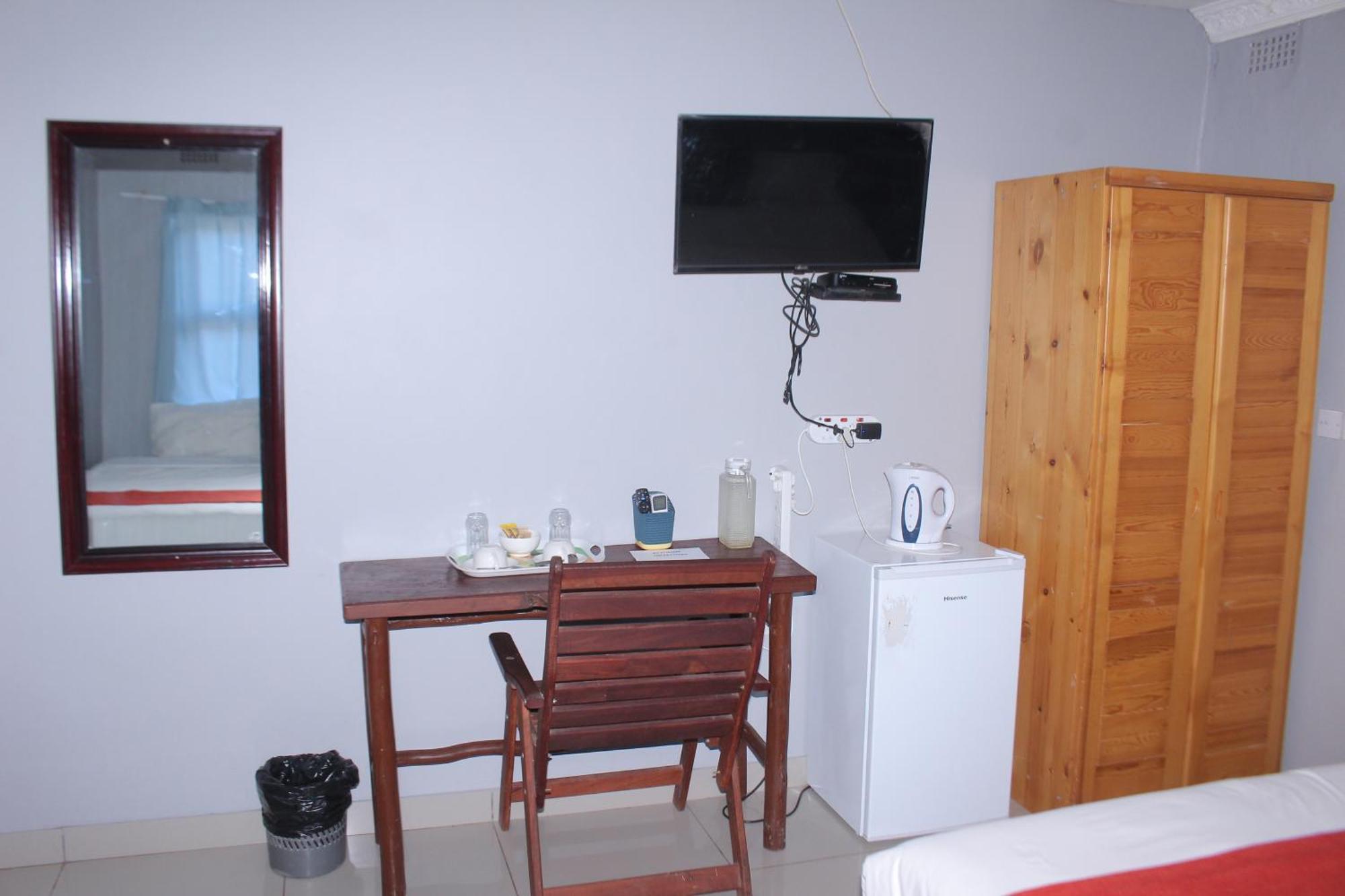 Global Guest House Kasane Exterior photo