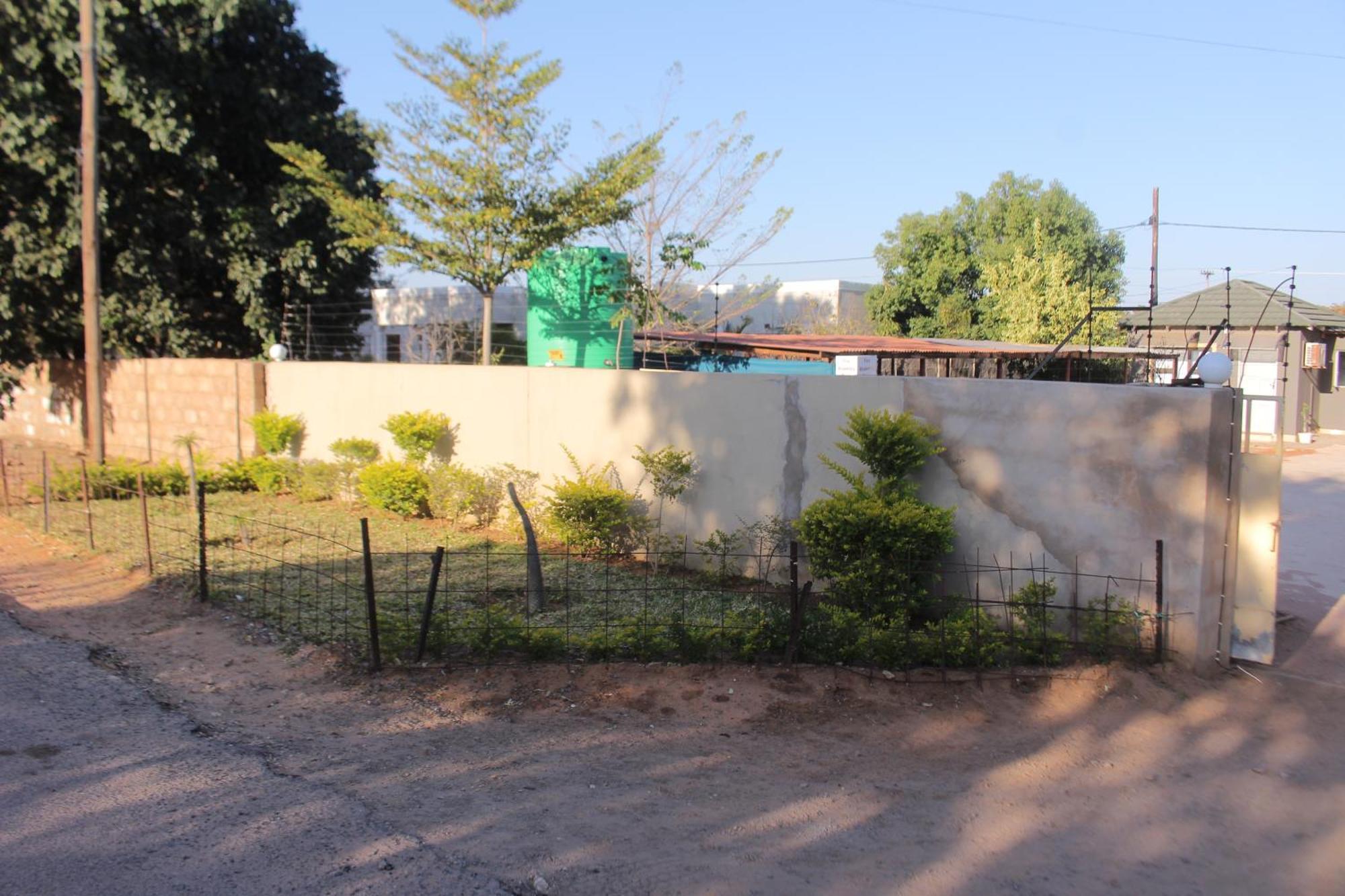 Global Guest House Kasane Exterior photo